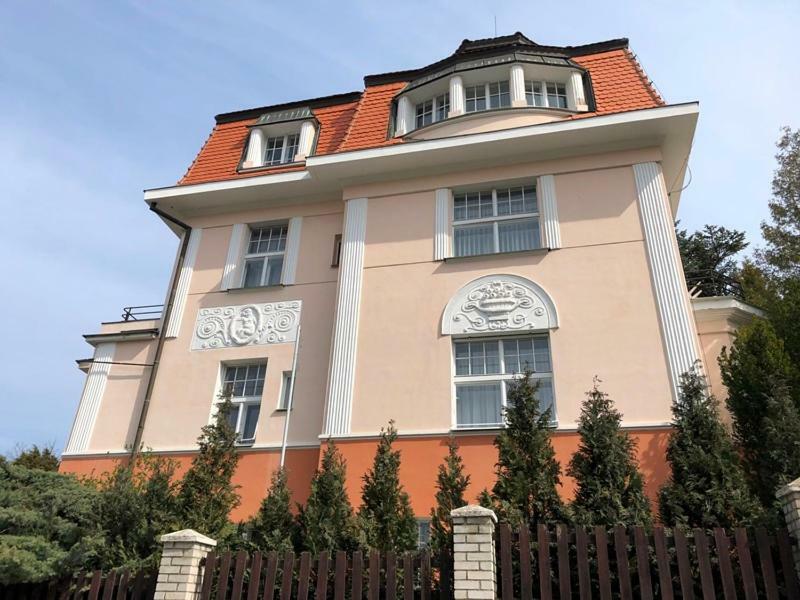 Rooms In Prague-Big+Comfy 外观 照片