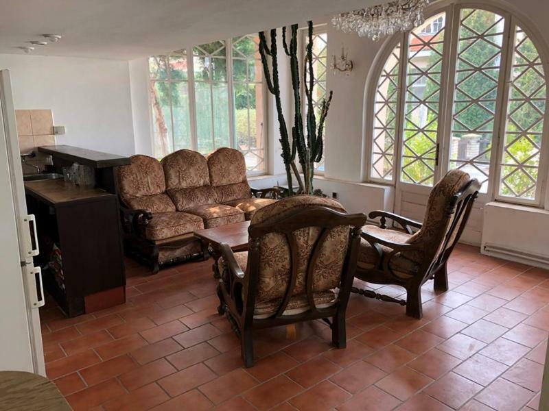 Rooms In Prague-Big+Comfy 外观 照片