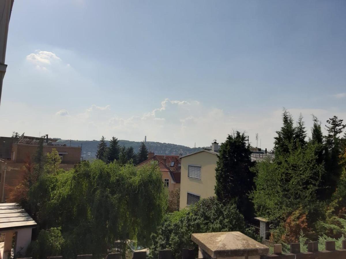 Rooms In Prague-Big+Comfy 外观 照片